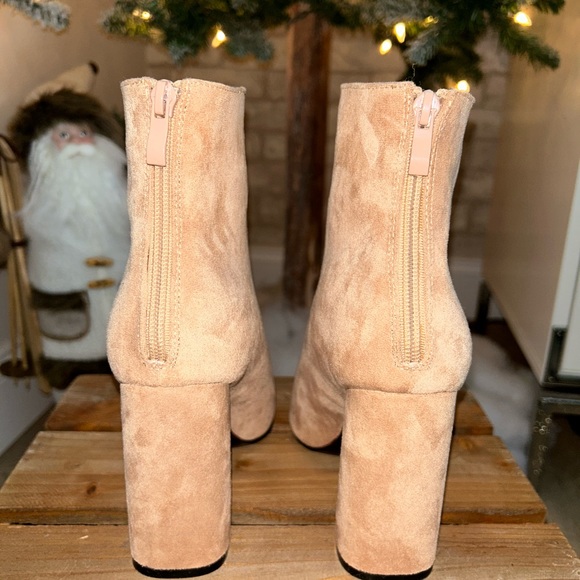 Booties - Picture 5 of 6